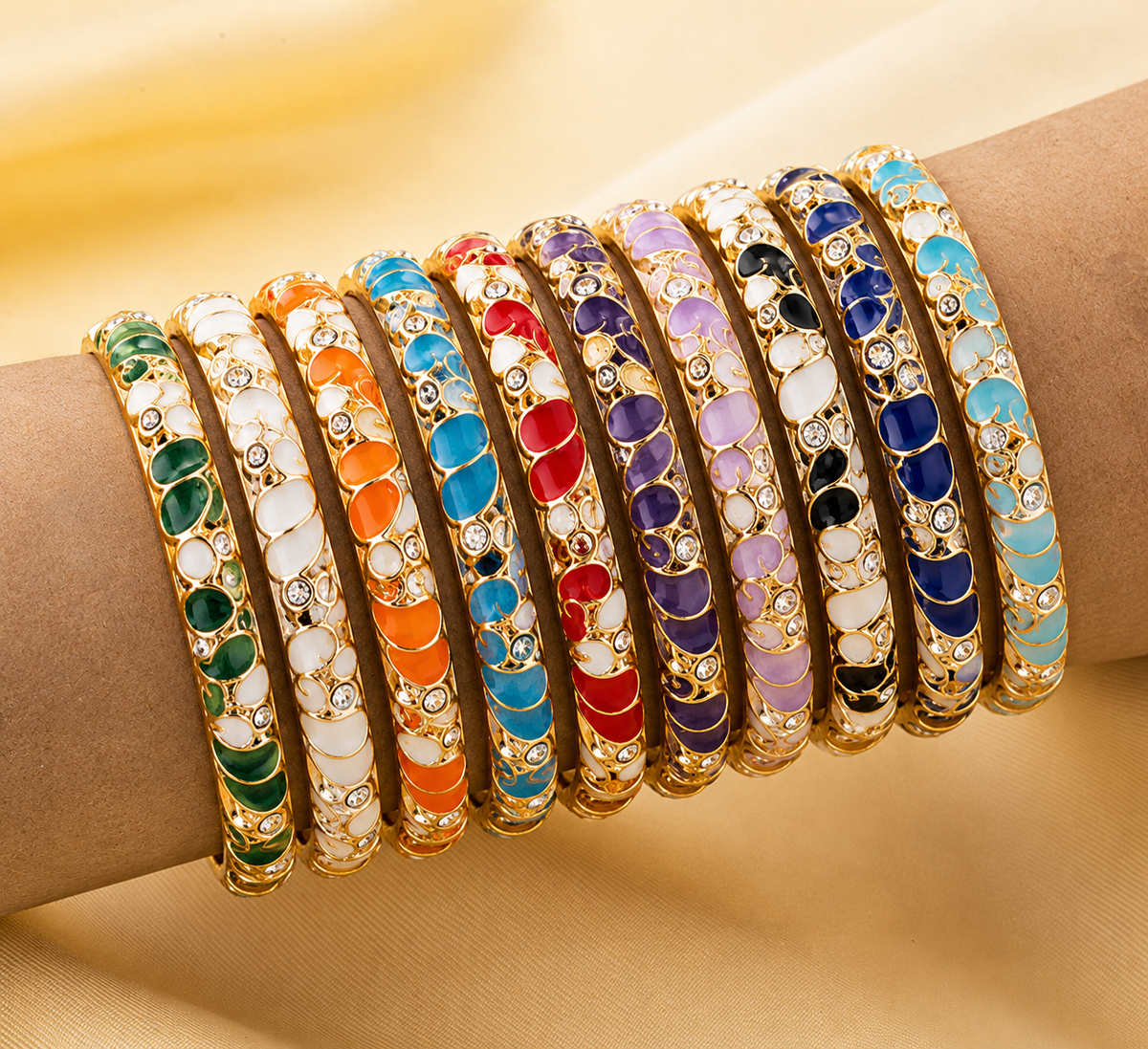 Bracelet Jonc Fleuri en Acier Inoxydable – Doré & Coloré